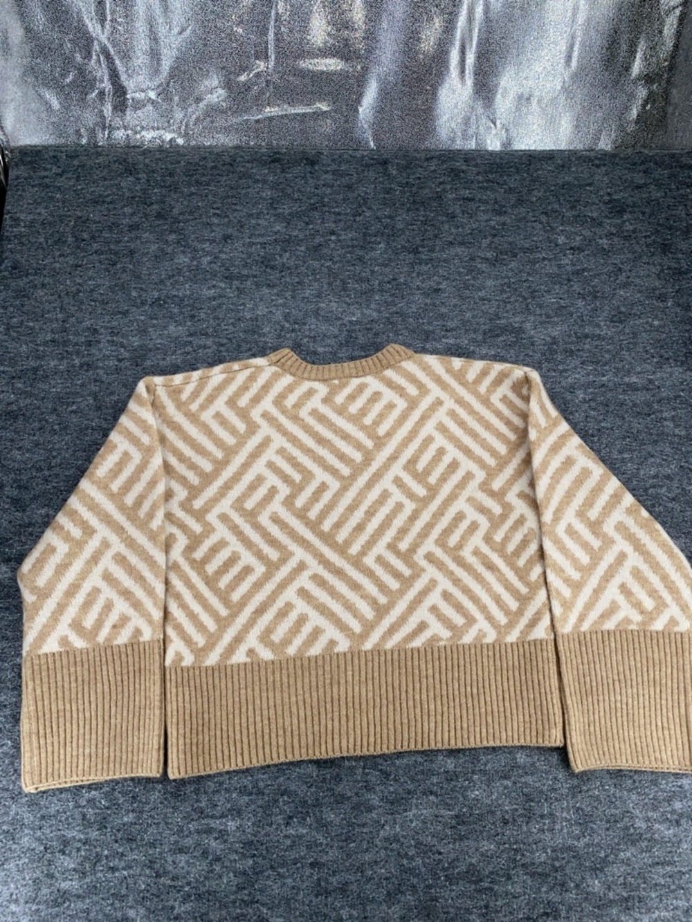 French Connection Martina Graphic Sweater Beige & Cream Patterned Crewneck Sz L - Picture 7 of 8